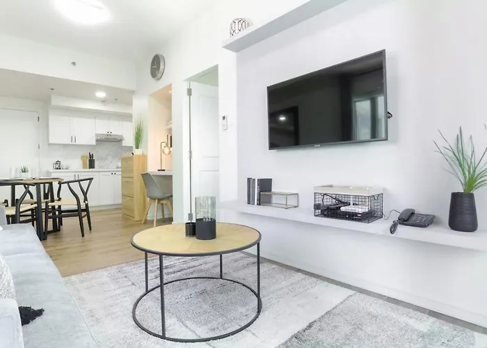 アパート Julias Upscale Airy Getaway 1 Bedroom Golf View *