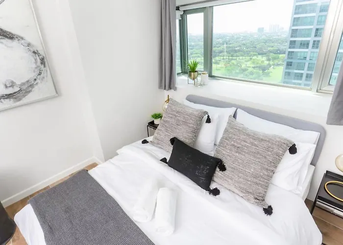 アパート Julias Upscale Airy Getaway 1 Bedroom Golf View *