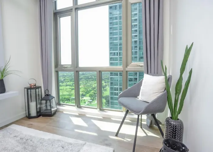 Julias Upscale Airy Getaway 1 Bedroom Golf View * マニラ市