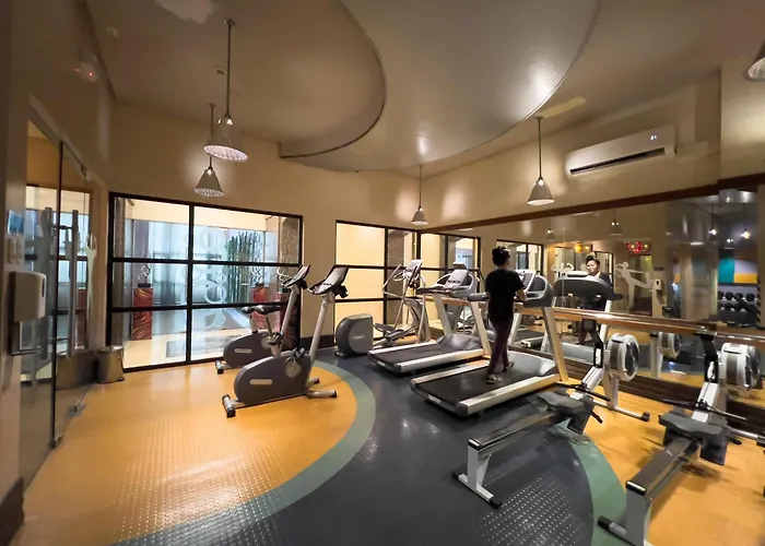 Julias Upscale Airy Getaway 1 Bedroom Golf View